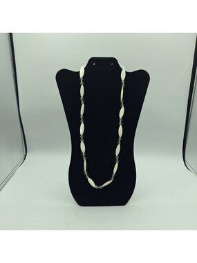 LONG VINTAGE MOTHER OF PEARL FAUX RHINESTONE BEAD FASION COSTUME ROPE NECKLACE